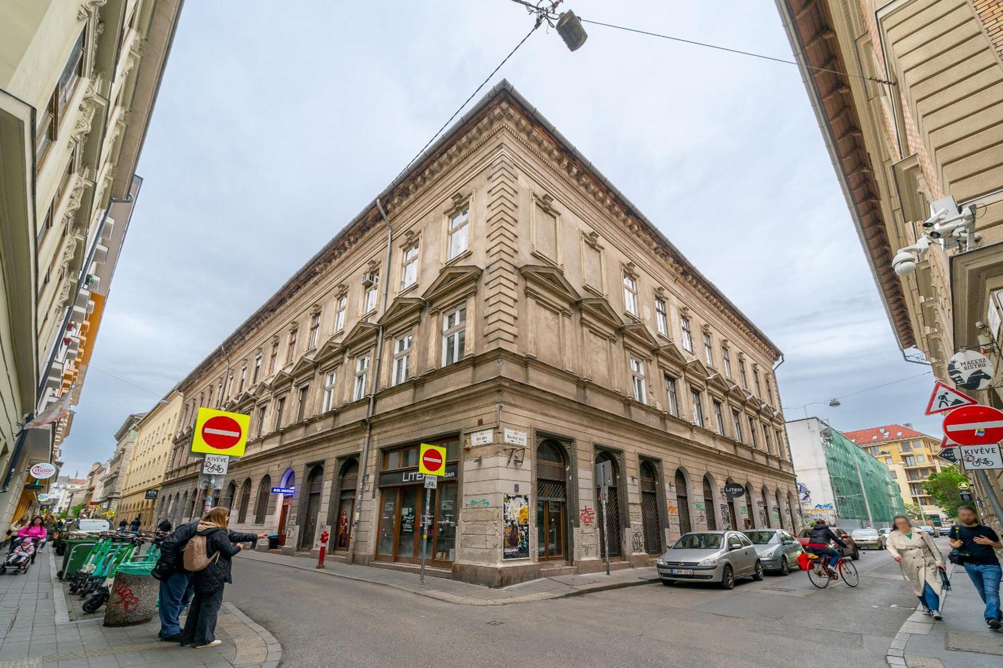 City Center Loft Haven: Modern Elegance Budapest Exteriör bild